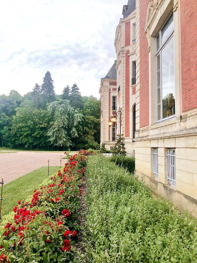 Chateau Du Domaine Du Reveillon Hotel Entrains-sur-Nohain Exterior photo